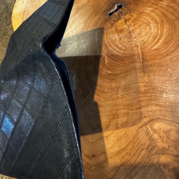 CHANEL Bicolore Quilted Lambskin Long Bifold Wallet Black - Picture 6 of 15